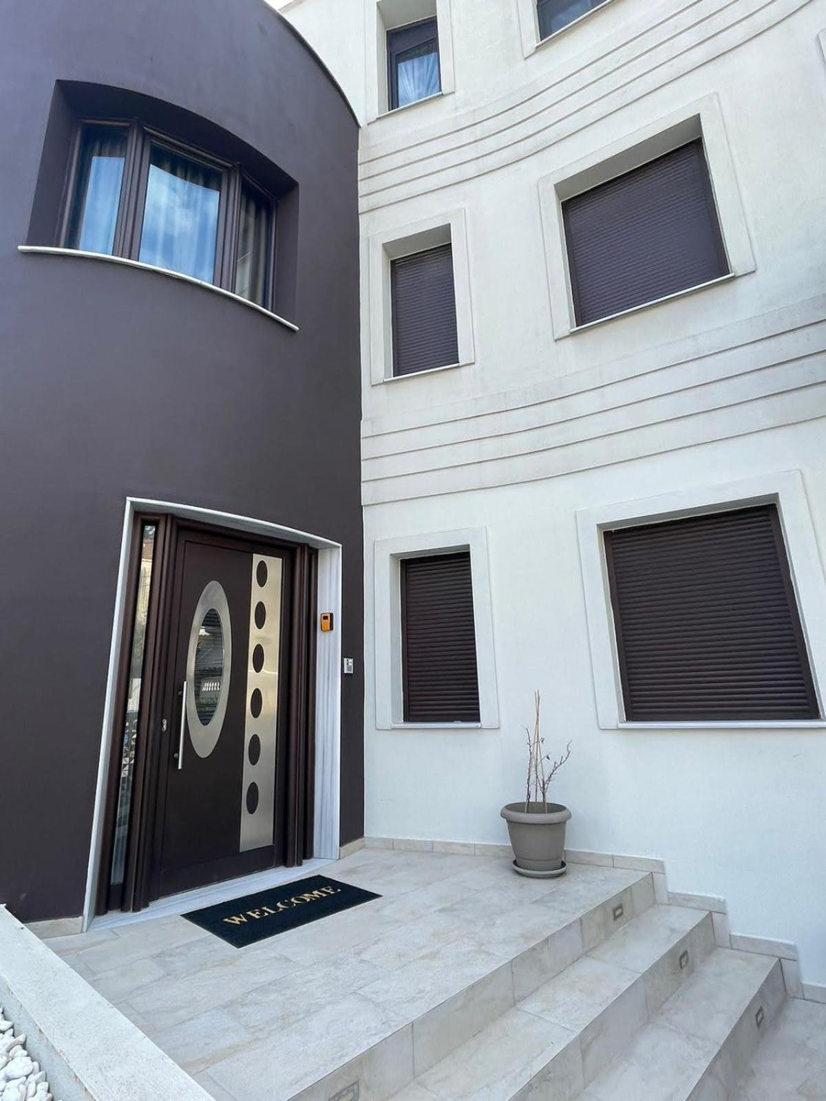 Aretoysa Center Luxury Suites 2 Nea Peramos (Macedonia) Exterior foto
